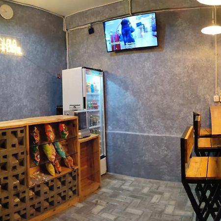 Lala Hostel Banda Aceh Ngoại thất bức ảnh