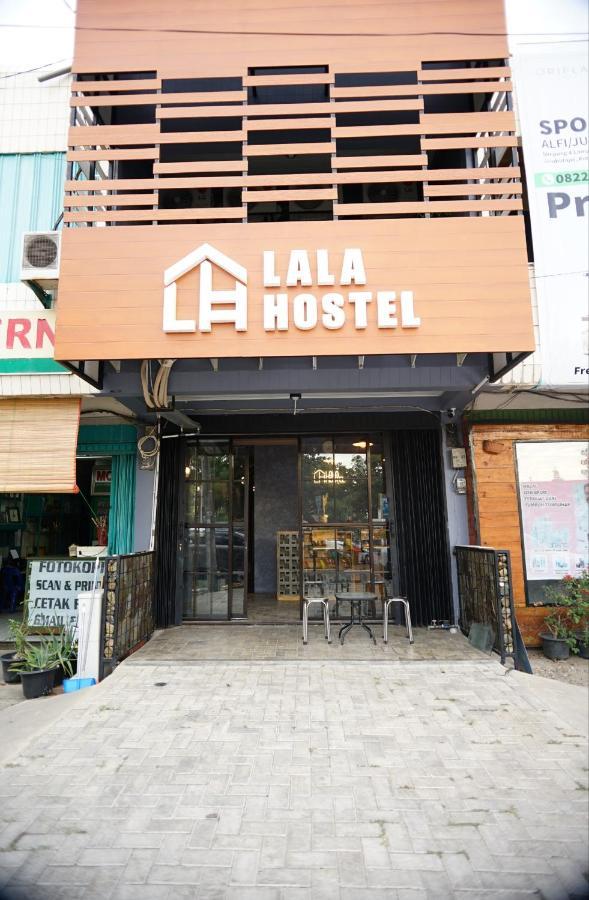 Lala Hostel Banda Aceh Ngoại thất bức ảnh